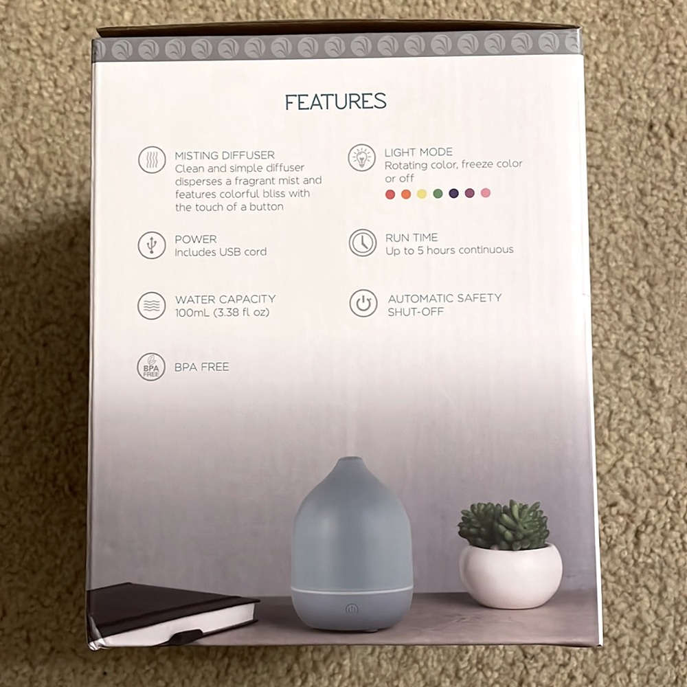 Spa Room Small Essential Oil Diffuser - Picture 3 of 4